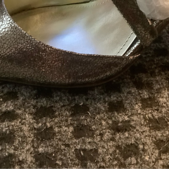 Calvin Klein Baisha women’s gold cross ankle strap pointed toe pumps heels 7.5 - Picture 11 of 11